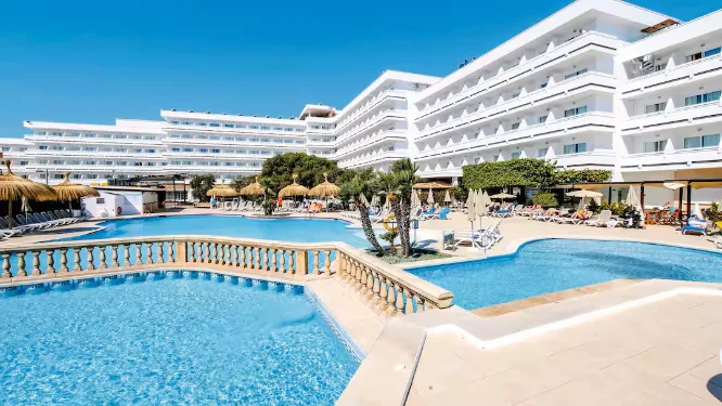beachfront hotel in majorca