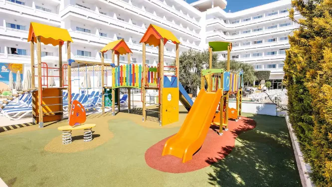 beachfront hotel in majorca