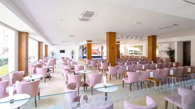 beachfront hotel in majorca