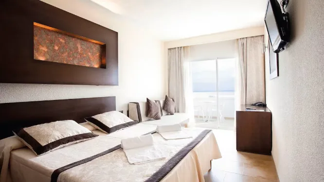beachfront hotel in majorca