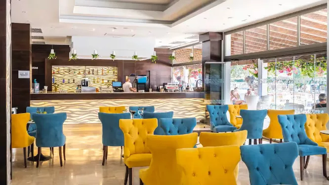 beachfront hotel in majorca