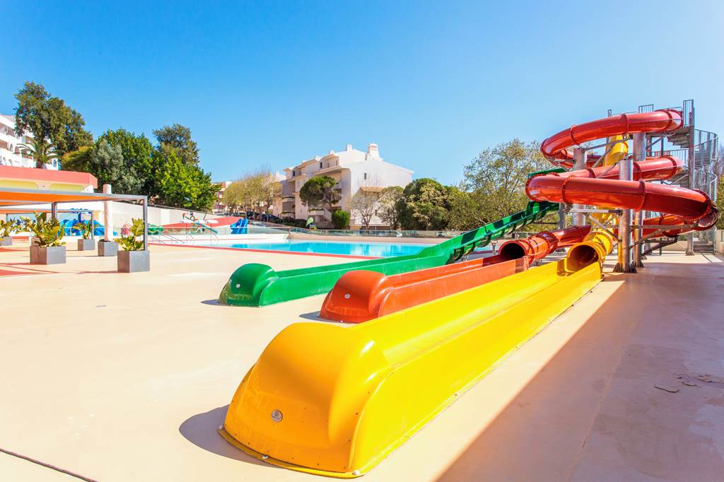 baby and toddler friendly holiday 2025