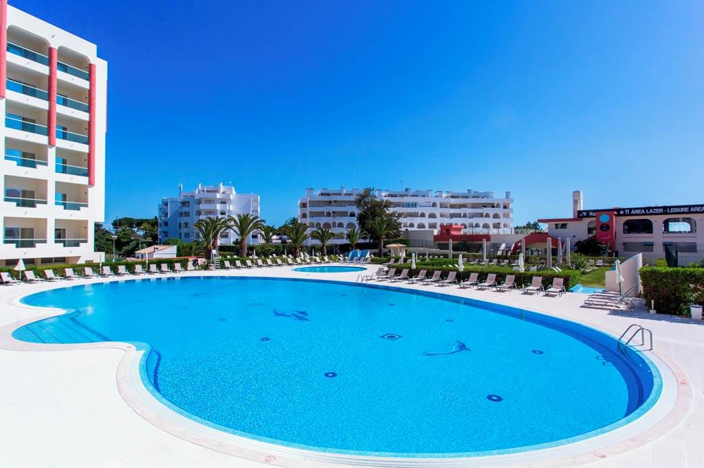baby and toddler friendly holiday 2025