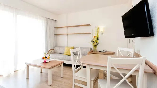 beachfront hotel in majorca