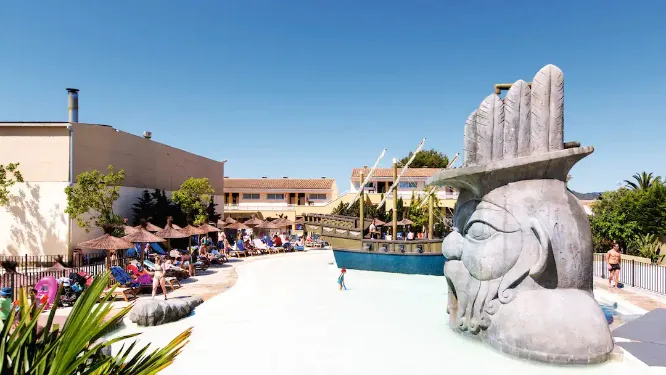 beachfront hotel in majorca