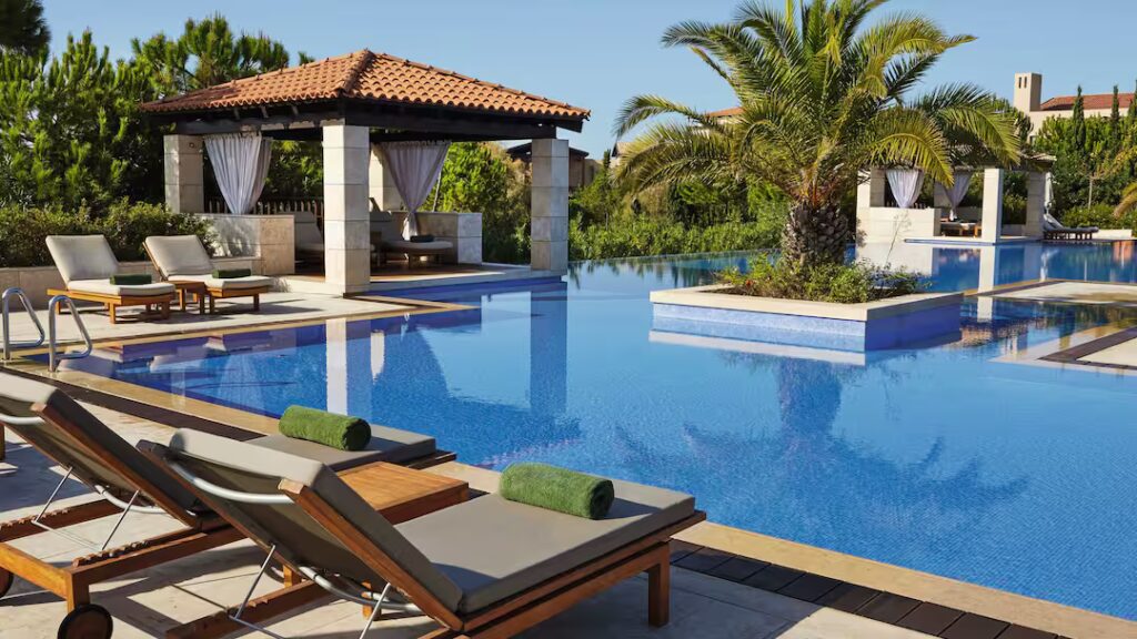 hotels for babies and toddlers in greece 2025