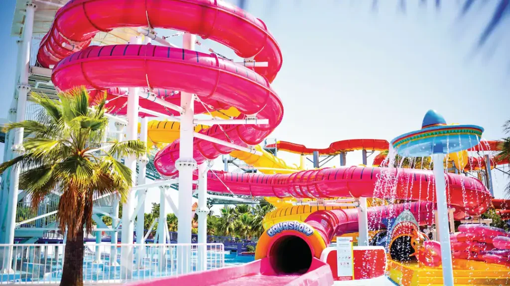 hotel with splash park