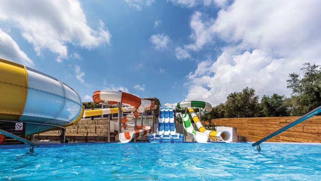 hotel with splash park