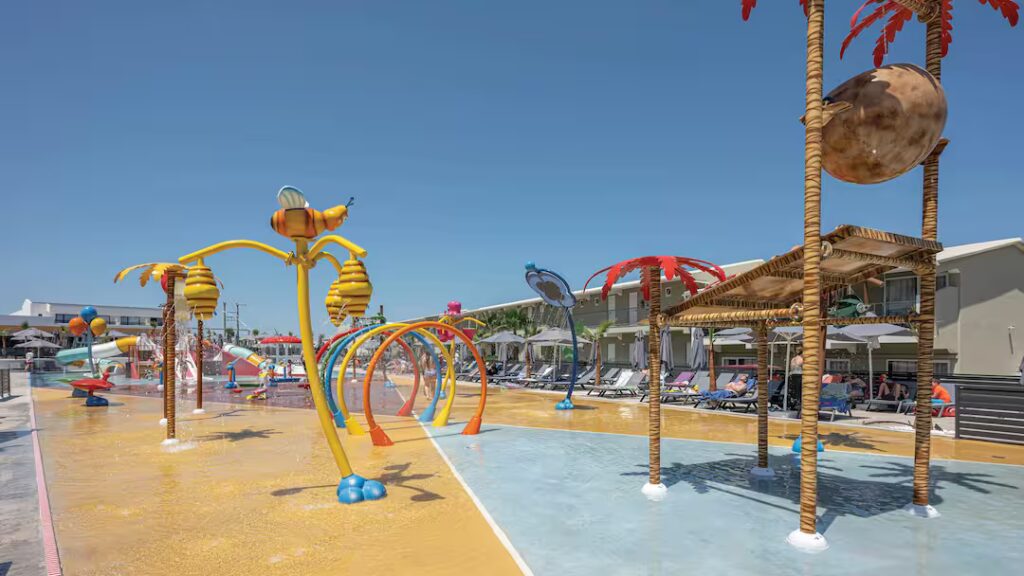 hotel with splash park