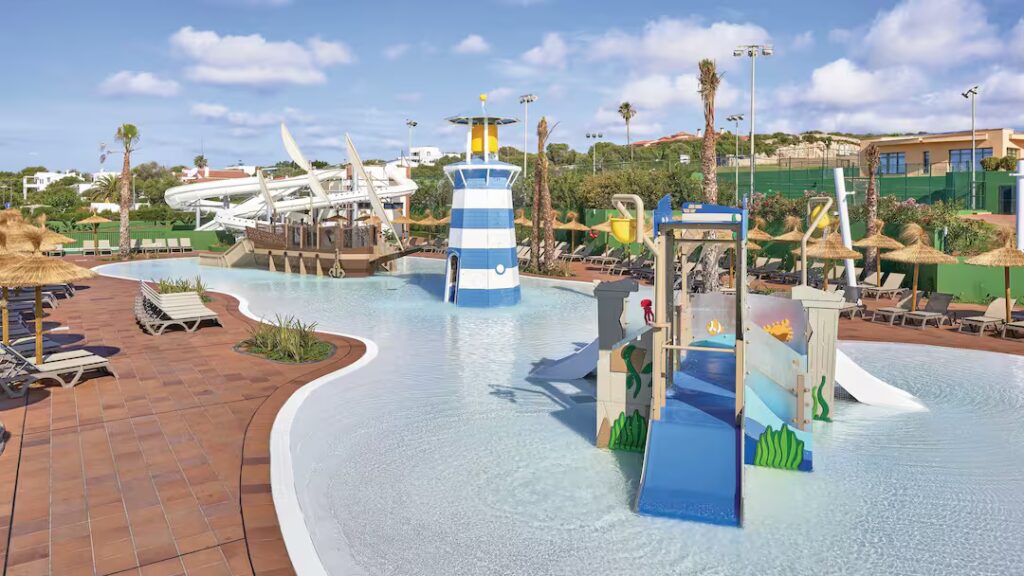 hotel with splash park