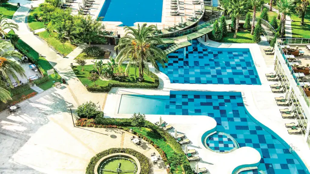 hotel with splash park