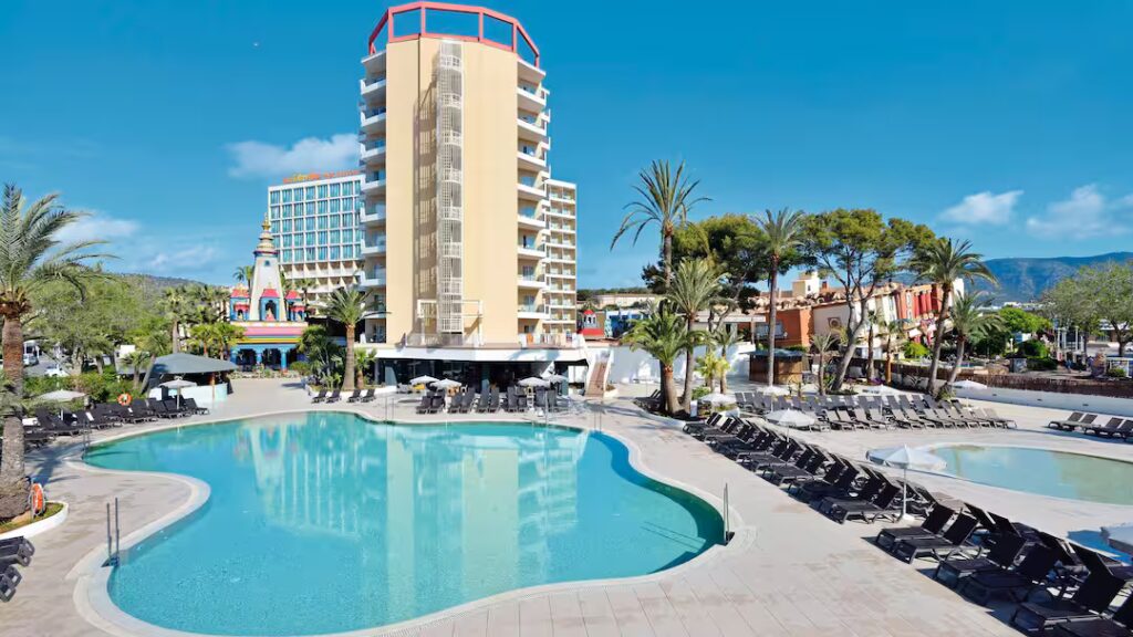 hotel with splash park