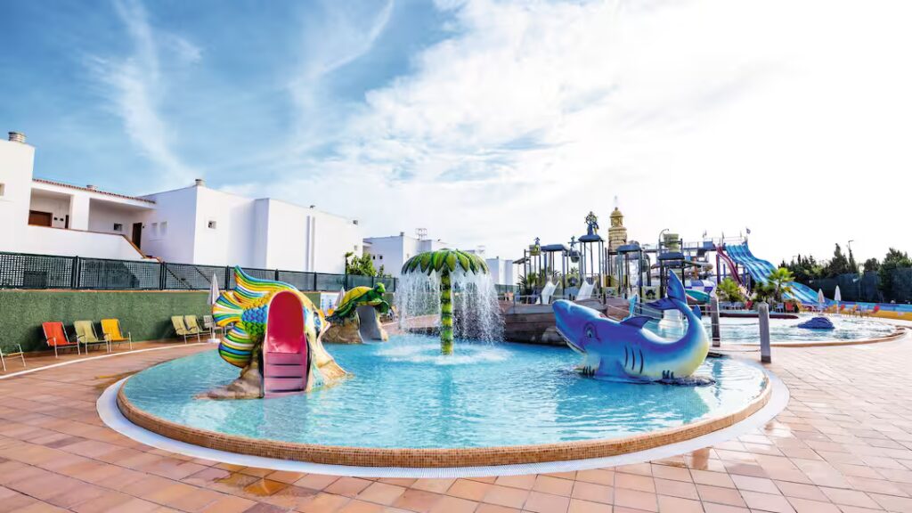 family friendly hotel with swim up rooms