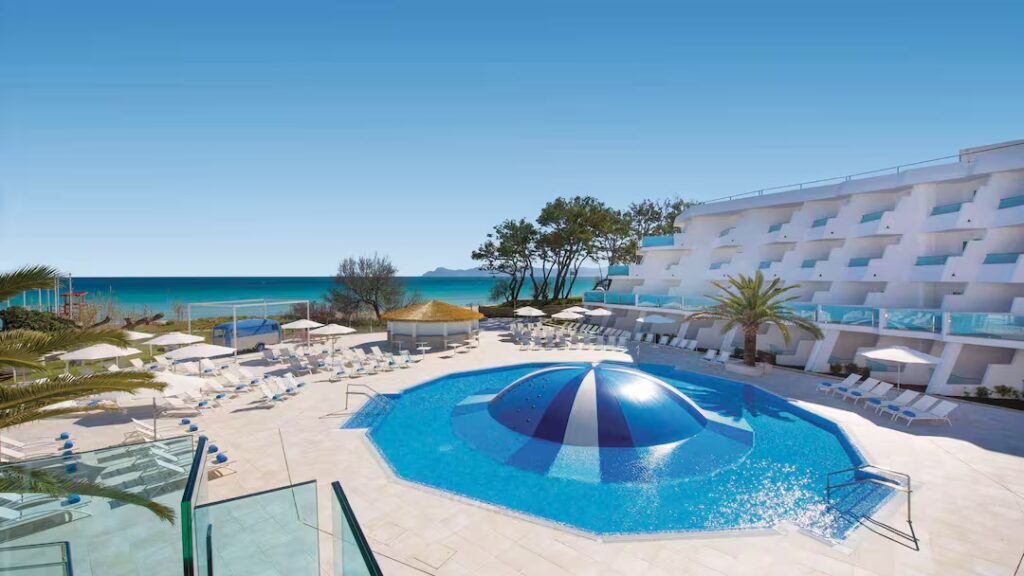 family friendly hotel near a gorgeous beach