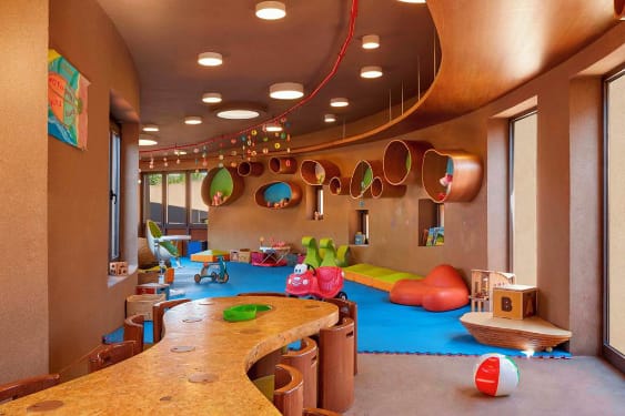 baby friendly hotel greece