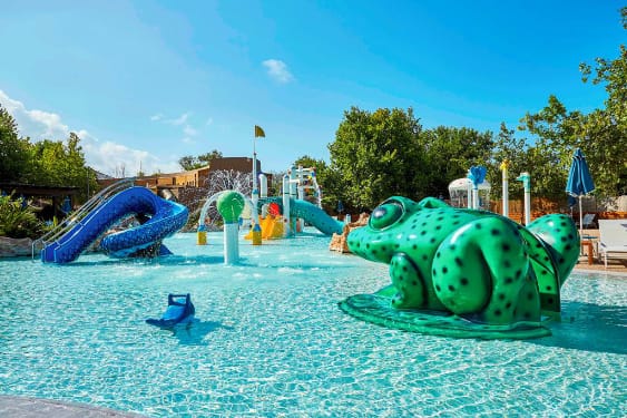 baby friendly hotel greece
