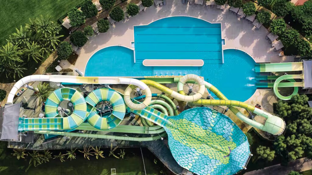 family friendly hotel with swim up rooms