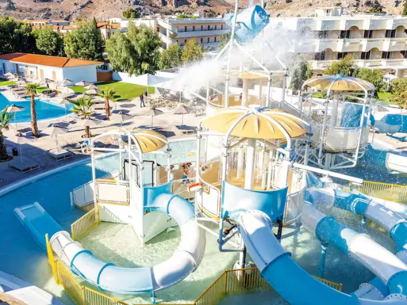 toddler friendly hotels with a splash park