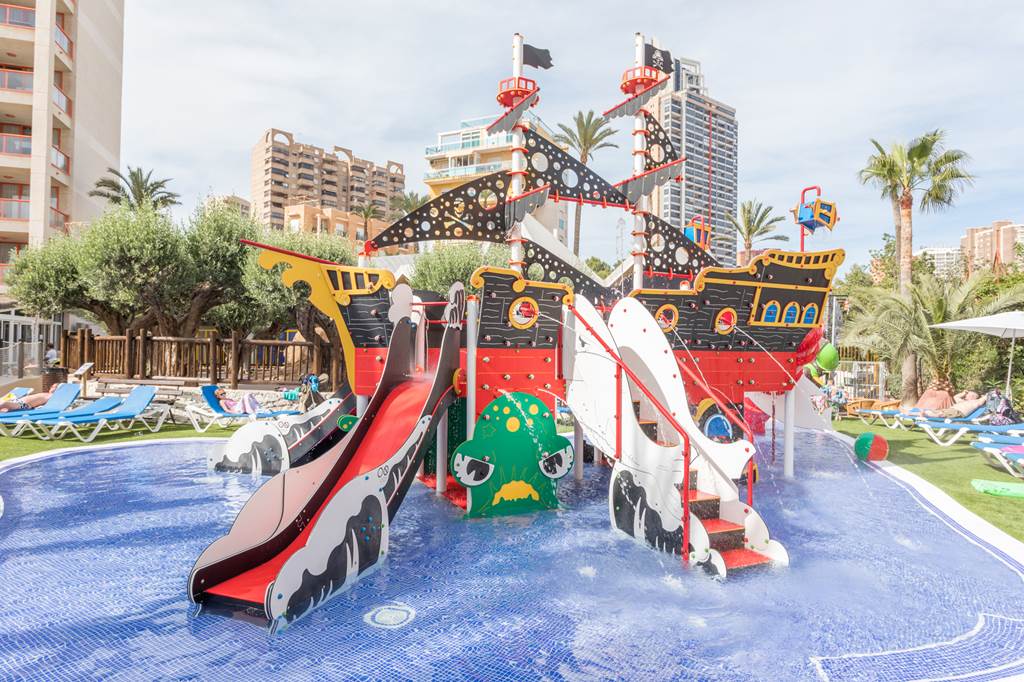 family friendly hotels with an indoor soft play