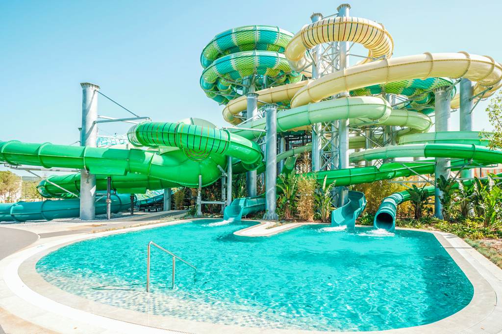 family friendly hotels with an indoor soft play