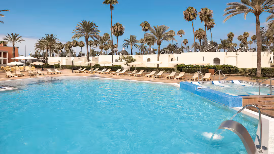 family friendly hotel with family rooms