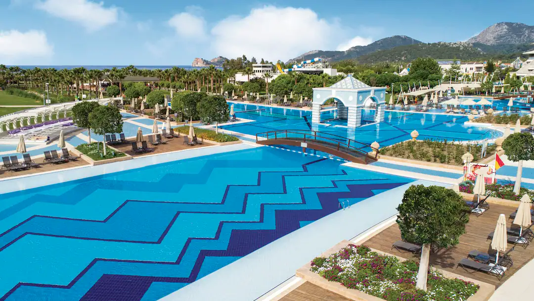 family friendly hotel with family rooms