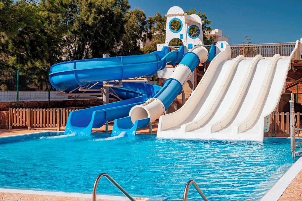 family friendly hotels with an indoor soft play