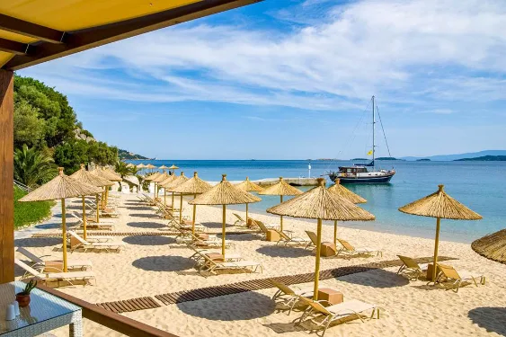 baby and toddler friendly hotel halkidiki