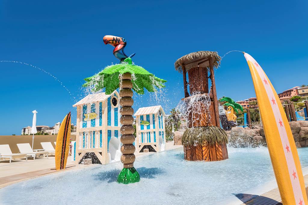 family friendly hotels with an indoor soft play