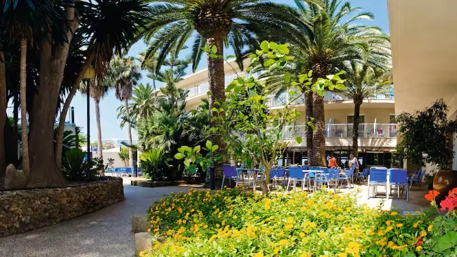 baby and toddler friendly hotel menorca