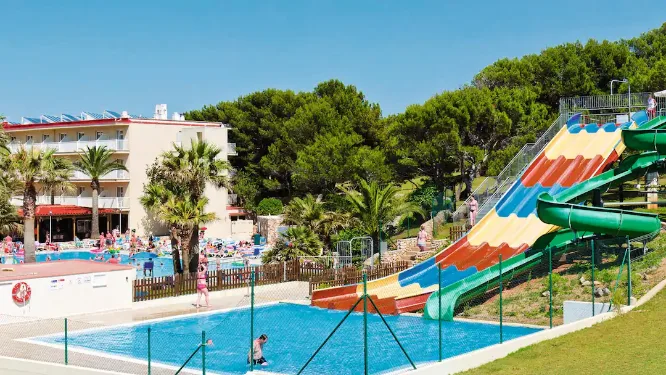 baby and toddler friendly hotel menorca