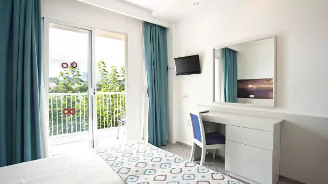 baby and toddler friendly hotel menorca