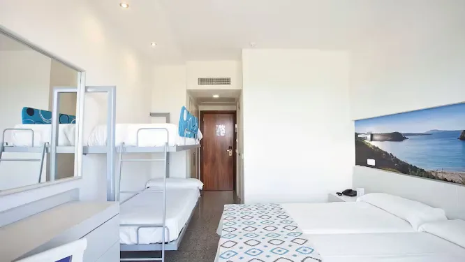 baby and toddler friendly hotel menorca