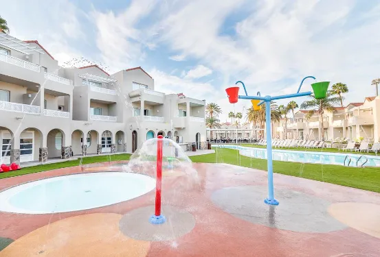hotel with waterpark