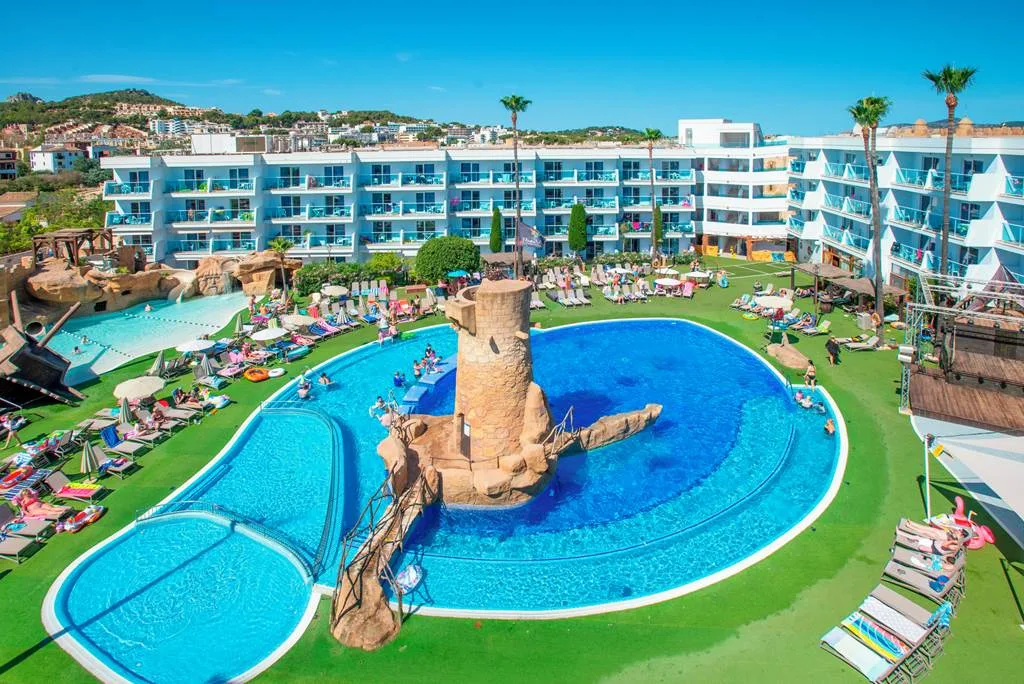 majorca hotels with splash parks