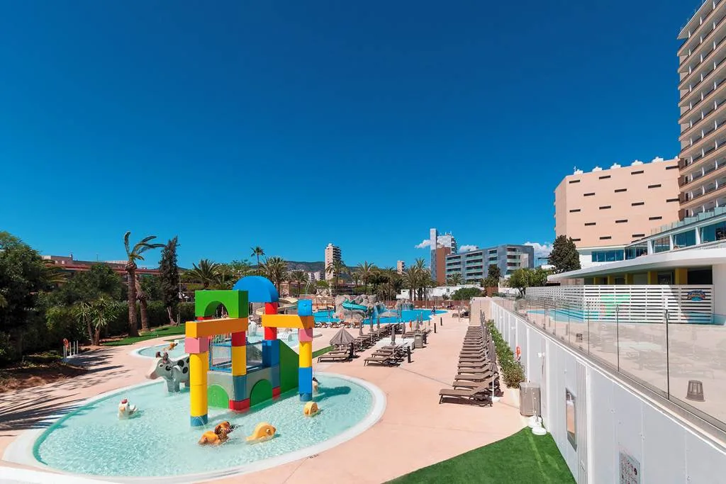 majorca hotels with splash parks