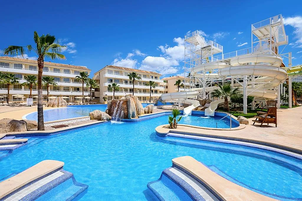 majorca hotels with splash parks