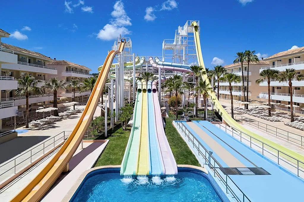 majorca hotels with splash parks