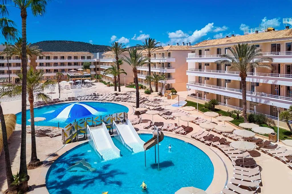 majorca hotels with splash parks