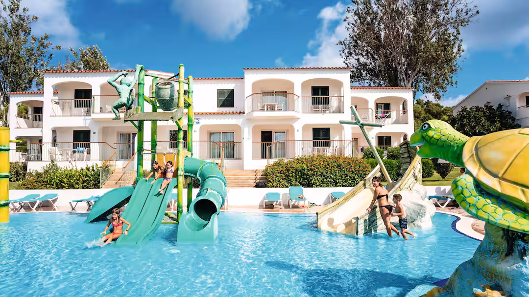 menorca hotels with splash parks