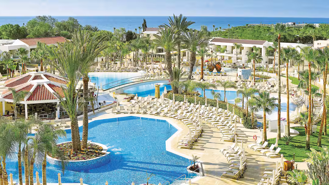 hotels with lazy rivers