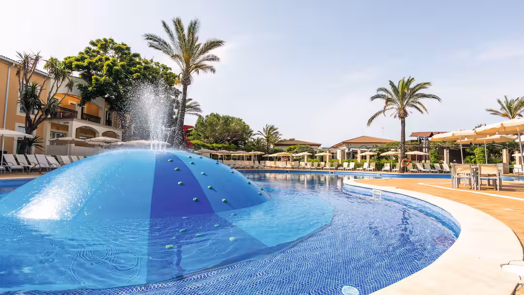 menorca hotels with splash parks