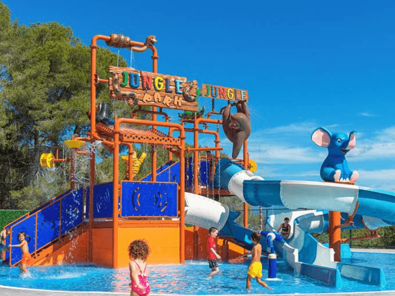 hotel in spain with splash parks