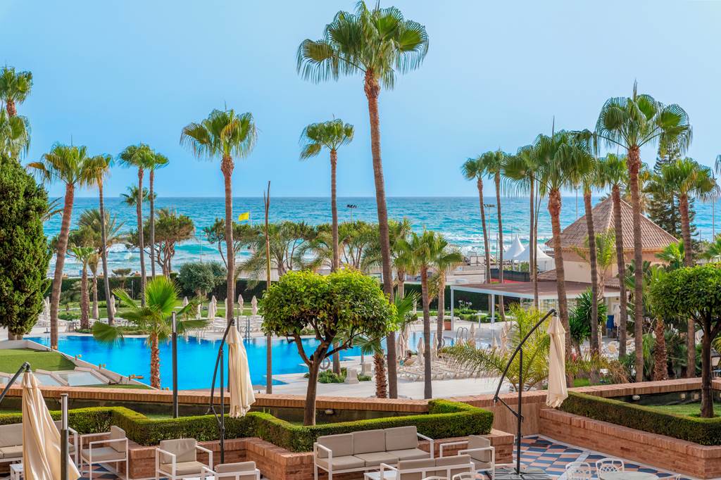 hotel in spain with splash parks