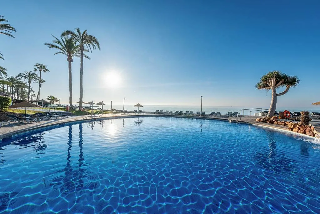 hotel in spain with splash parks