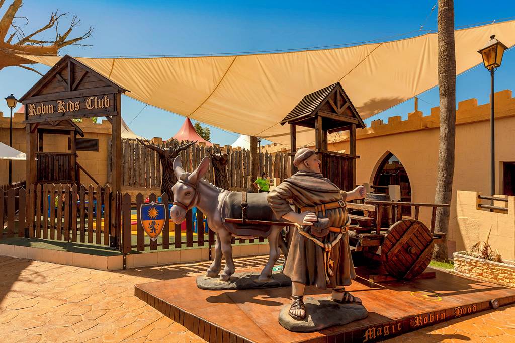 hotel in spain with splash parks