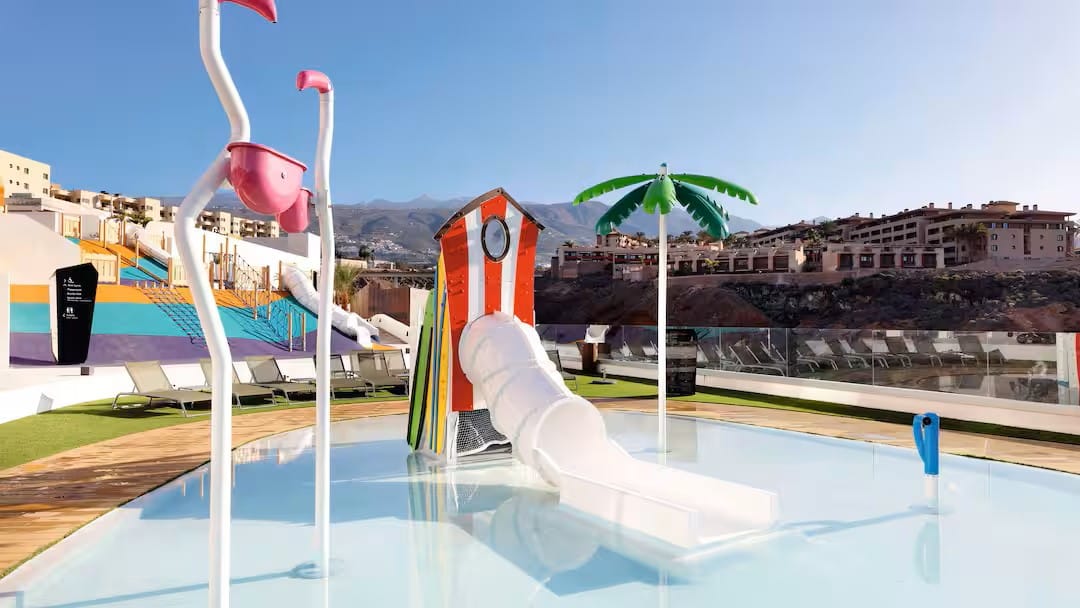 Tenerife hotels with splash parks