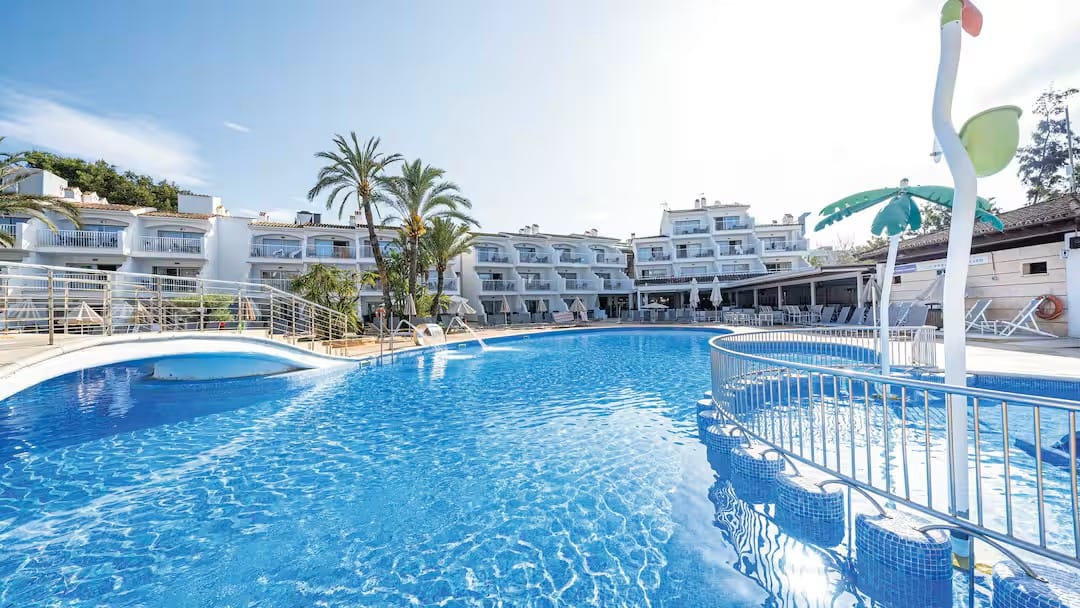 balearics hotels with short transfers