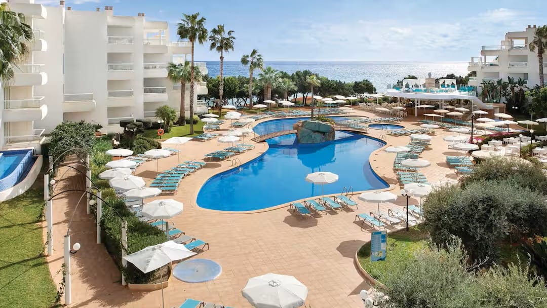 balearic hotels with short transfers