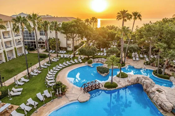 baby and toddler friendly hotel menorca